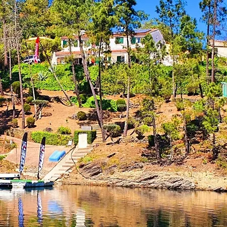 Wakevilla & Wakeschool בית נופש